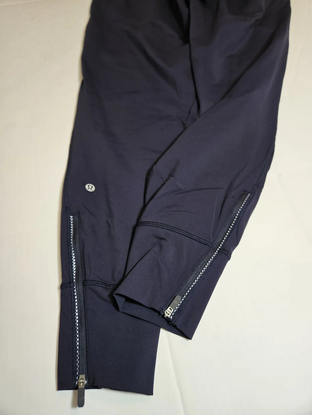 Lululemon Women's Fresh Tracks Zip Ankle Jogger Pant Hero Blue Size 6